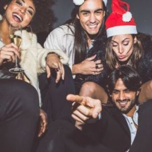 Fiestas de trabajo de Navidad: barra libre para las aventuras